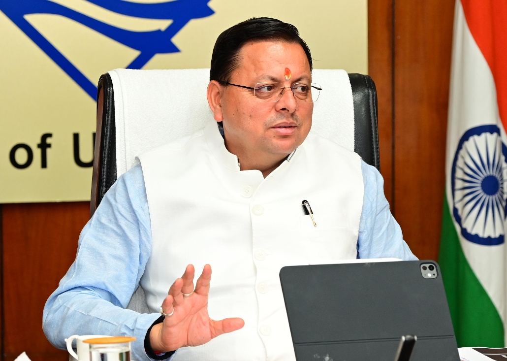 मुख्यमंत्री पुष्कर सिंह धामी सचिवालय में बैठक लेते। मुख्यमंत्री पुष्कर सिंह धामी सचिवालय में बैठक लेते।