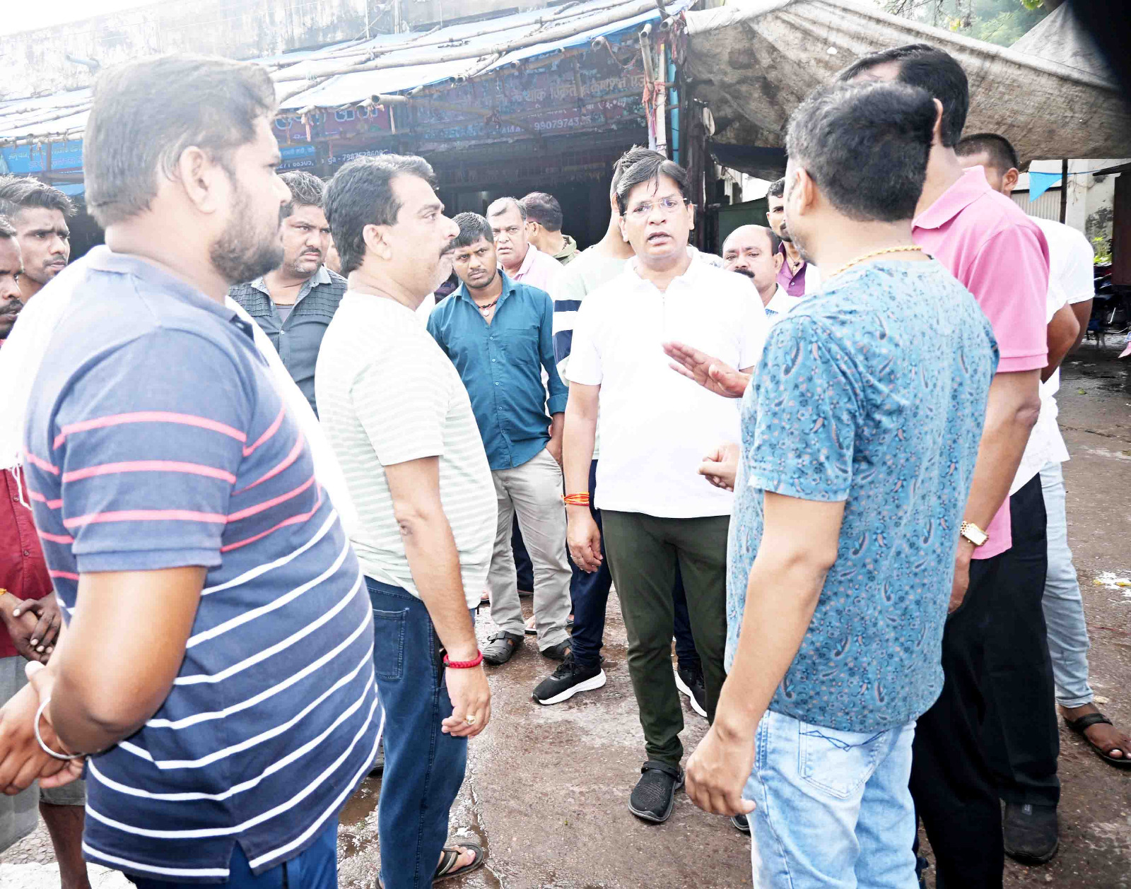 कोरबा : बुधवारी बाजार में साफ-सफाई कार्यो का किया निरीक्षण