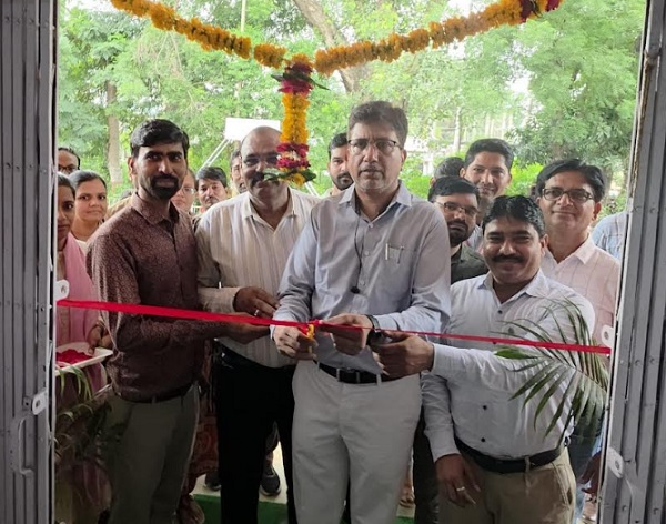 रतलाम : रतलाम-झाबुआ एवं अलीराजपुर जिले के डाकघरों में लागू हुई उन्नत तकनीक रतलाम : रतलाम-झाबुआ एवं अलीराजपुर जिले के डाकघरों में लागू हुई उन्नत तकनीक