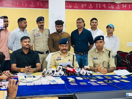 हत्या का आरोपित गिरफ्तार हत्या का आरोपित गिरफ्तार