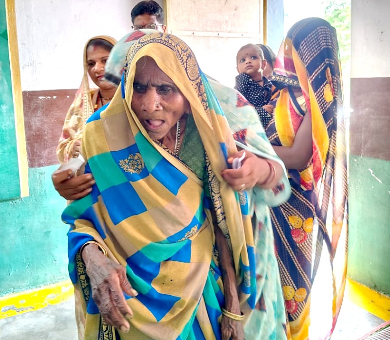 मतदान मतदान