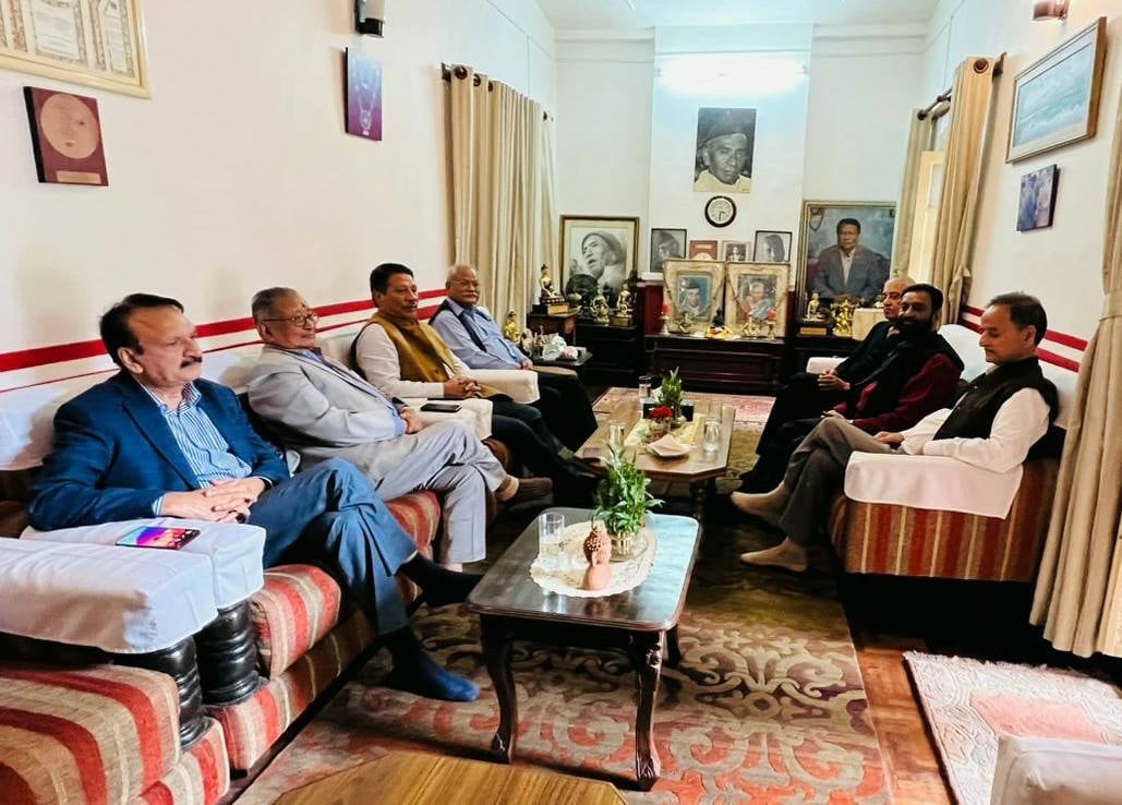 नेपाली कांग्रेस के वरिष्ठ नेताओं की बैठक