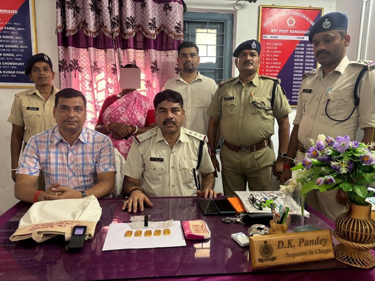 सोना तस्कर गिरफ्तार