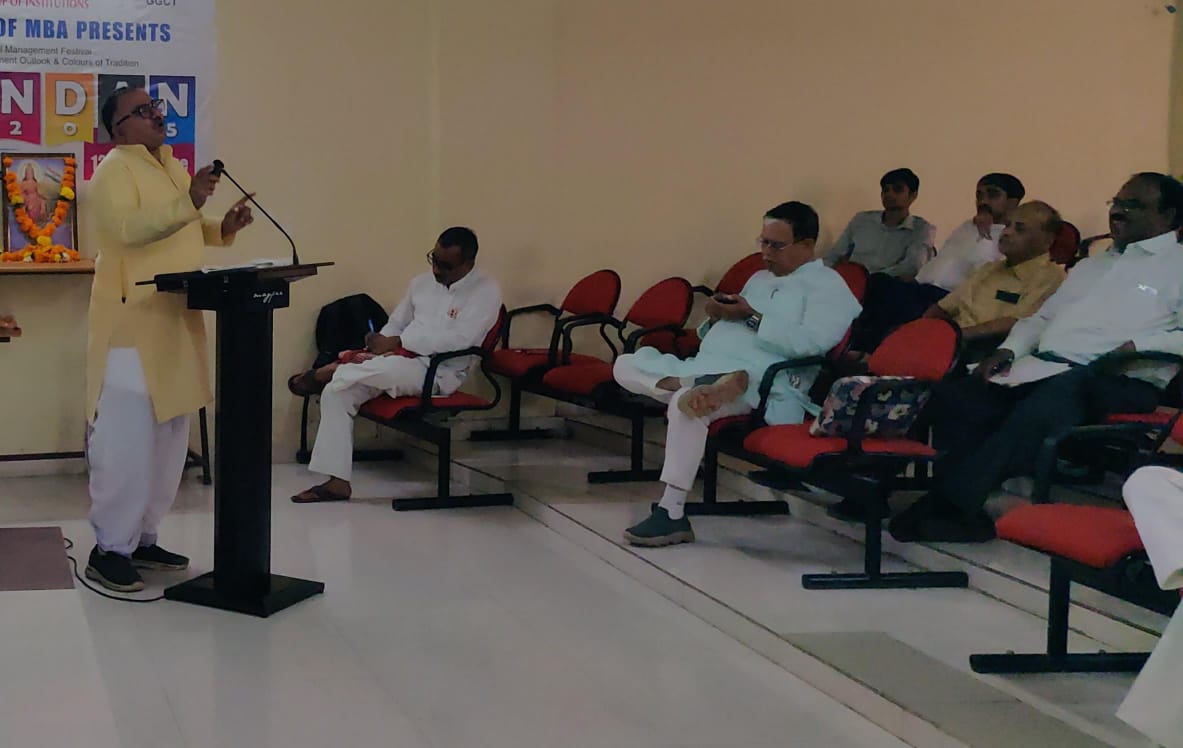 वैश्विक चुनौतियों पर विजय पाता भारत