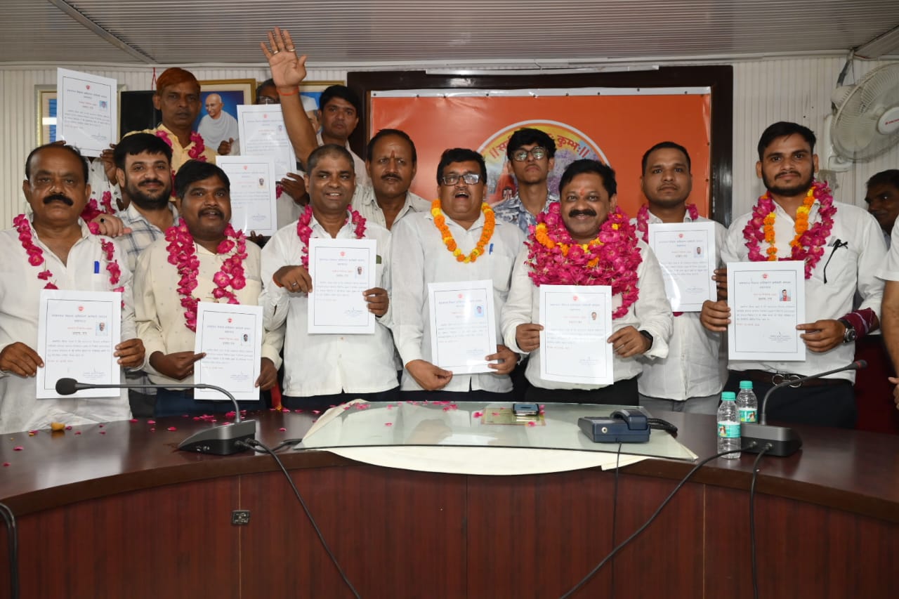 पीडीए कर्मचारी यूनियन चुनाव का छाया चित्र पीडीए कर्मचारी यूनियन चुनाव का छाया चित्र