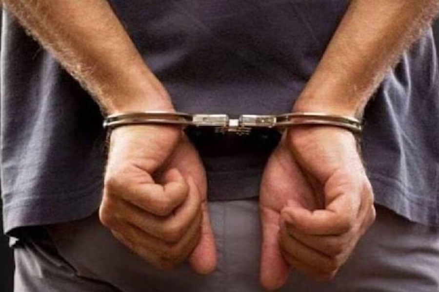 फुटपाथ हत्याकांड में राजू नस्कर आरोपित गिरफ्तार फुटपाथ हत्याकांड में राजू नस्कर आरोपित गिरफ्तार