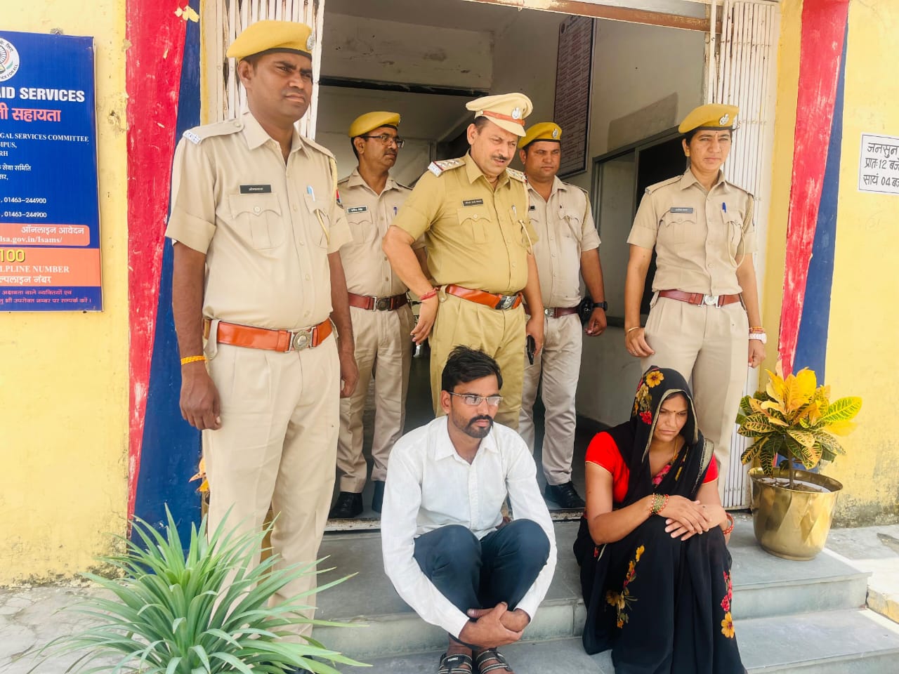 ढाई साल पुराने ब्लाइंड मर्डर का खुलासा, पत्नी और उसका प्रेमी गिरफ्तार ढाई साल पुराने ब्लाइंड मर्डर का खुलासा, पत्नी और उसका प्रेमी गिरफ्तार