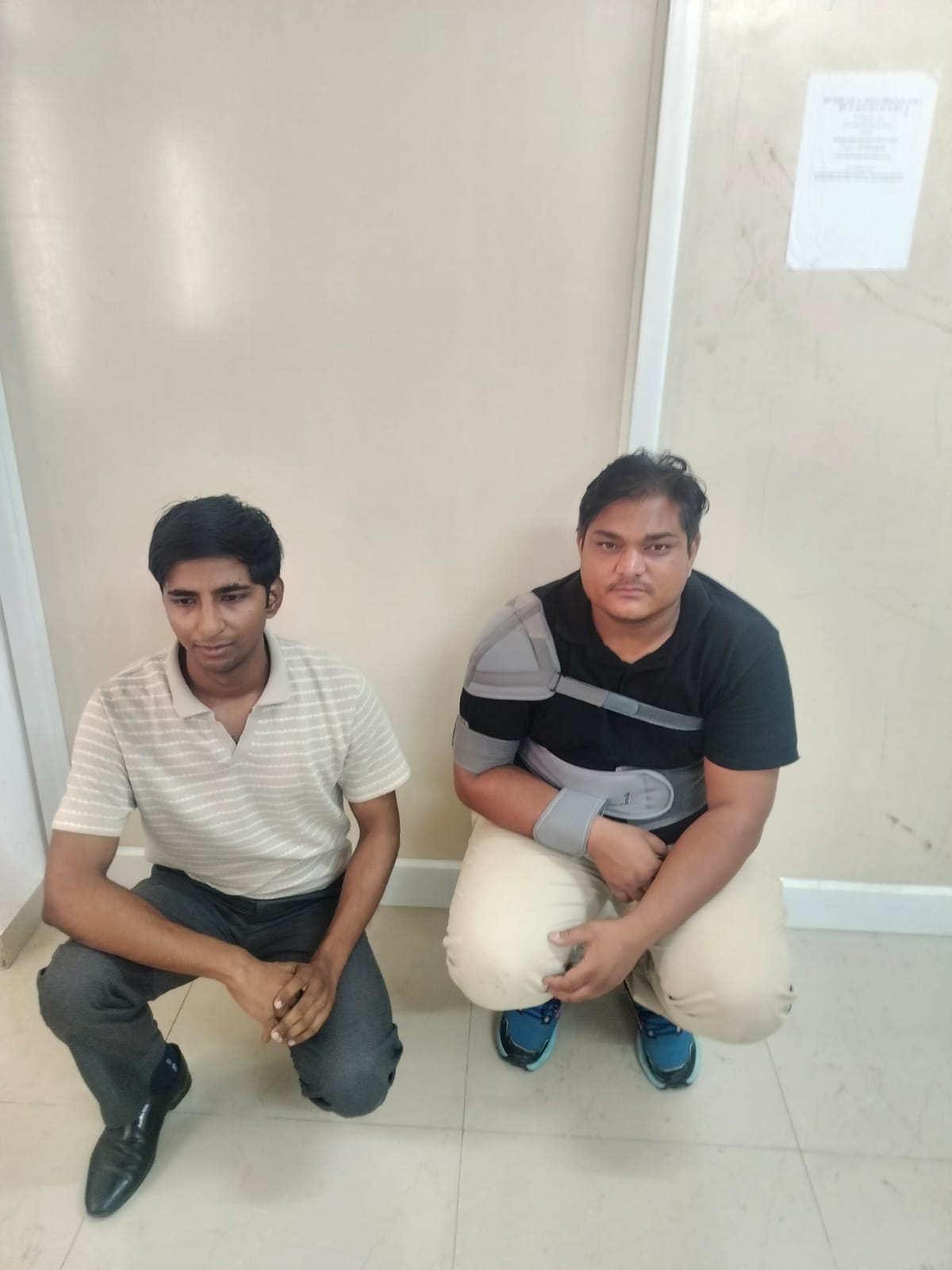 फर्जी दस्तावेजों पर सिम देने वाले वोडाफोन स्टोर के दो कर्मचारी गिरफ्तार फर्जी दस्तावेजों पर सिम देने वाले वोडाफोन स्टोर के दो कर्मचारी गिरफ्तार