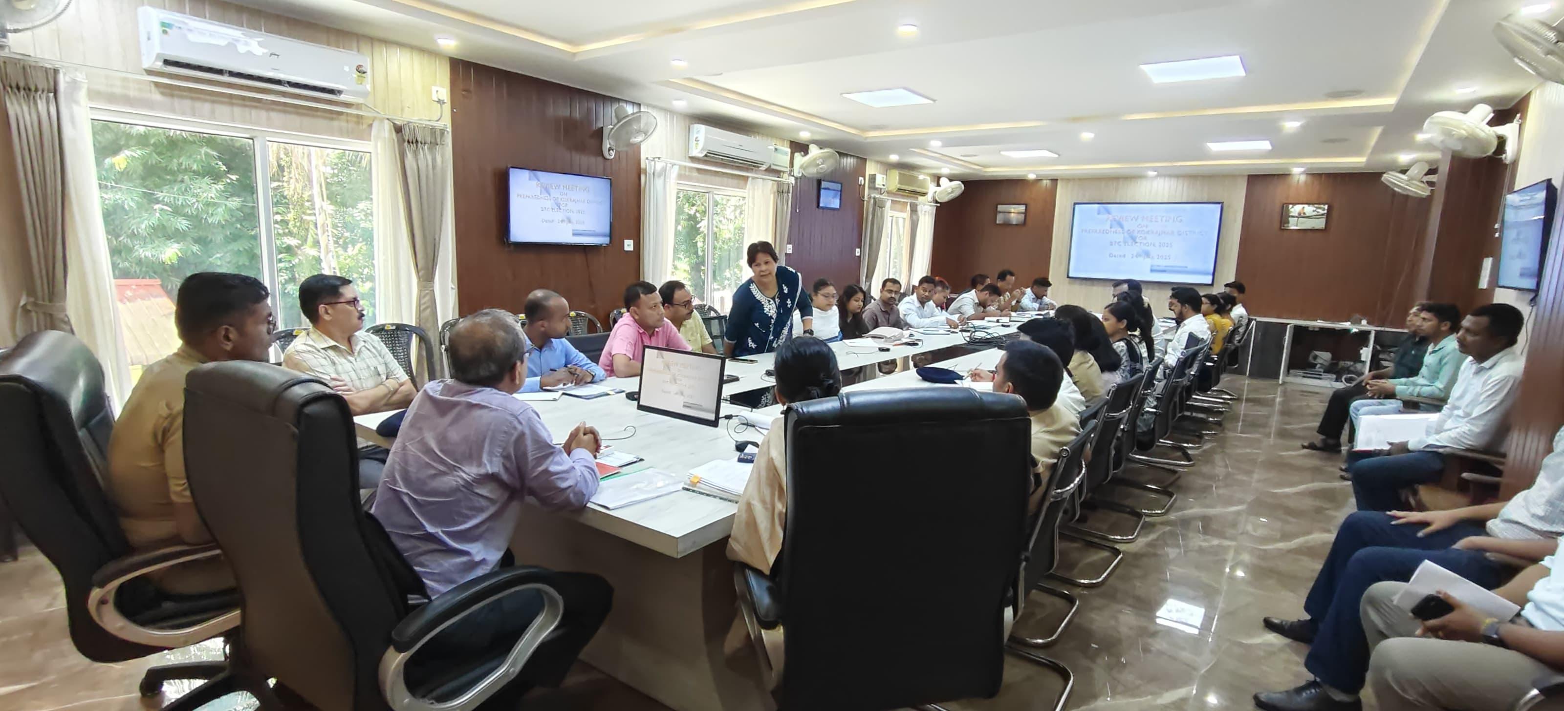 बीटीसी चुनाव तैयारियों की समीक्षा के लिए कोकराझार पहुंचे राज्य निर्वाचन आयुक्त। बीटीसी चुनाव तैयारियों की समीक्षा के लिए कोकराझार पहुंचे राज्य निर्वाचन आयुक्त।