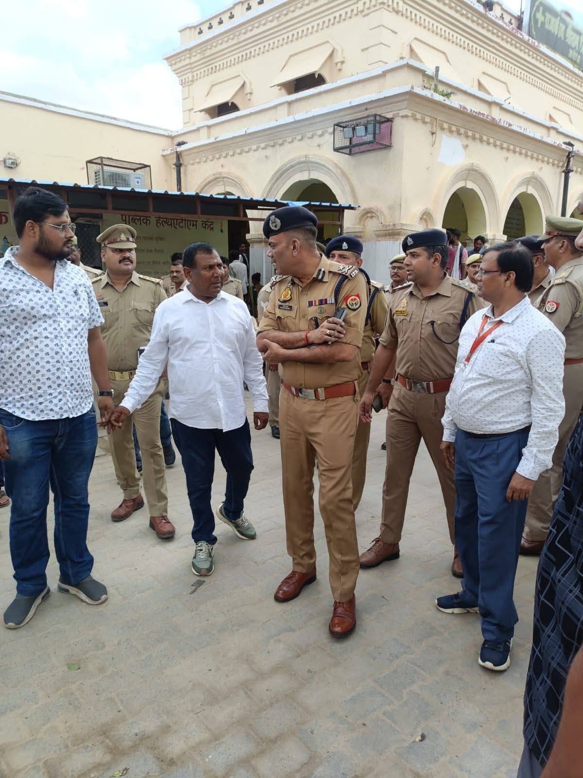 निरीक्षण पुलिस