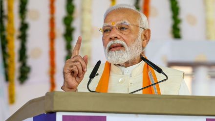 प्रधानमंत्री नरेंद्र मोदी प्रधानमंत्री नरेंद्र मोदी