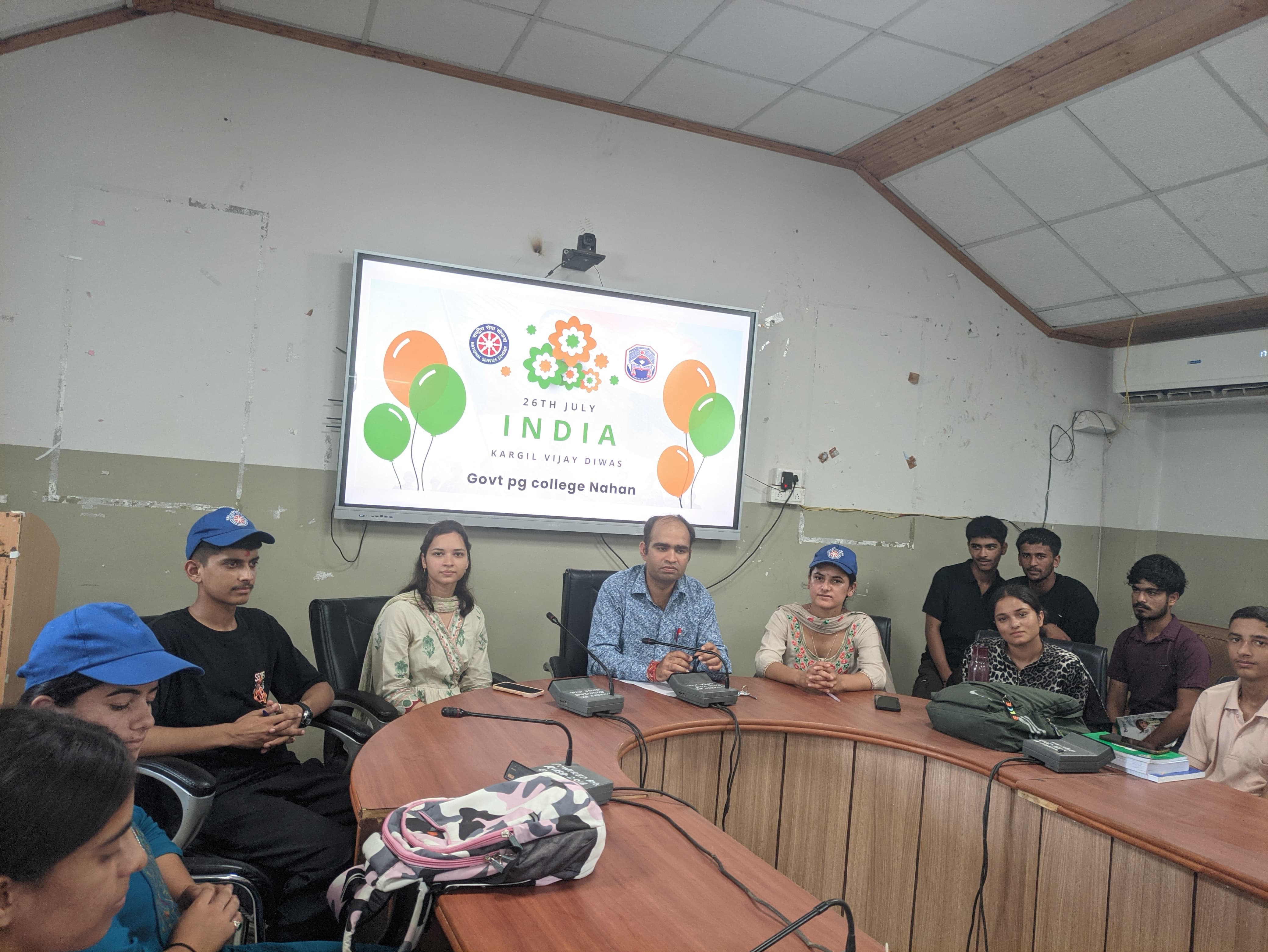कारगिल विजय दिवस के उपलक्ष्य में राष्ट्रीय सेवा योजना इकाई द्वारा व्याख्यान व डॉक्यूमेंट्री का आयोजन कारगिल विजय दिवस के उपलक्ष्य में राष्ट्रीय सेवा योजना इकाई द्वारा व्याख्यान व डॉक्यूमेंट्री का आयोजन