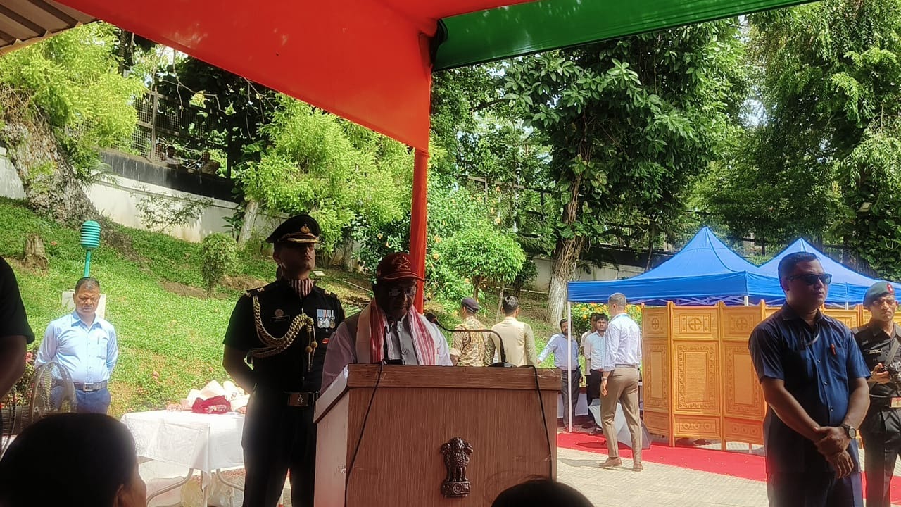 गुवाहाटी में आयोजित कारगिल विजय दिवस समारोह की तस्वीर। गुवाहाटी में आयोजित कारगिल विजय दिवस समारोह की तस्वीर।