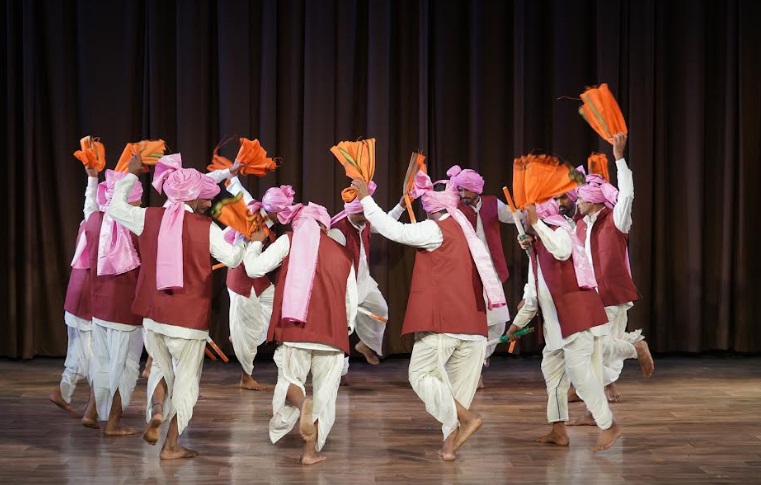 मप्र जनजातीय संग्रहालय में बंजारा समुदाय के नृत्य रामत की हुईं प्रस्तुतियां
