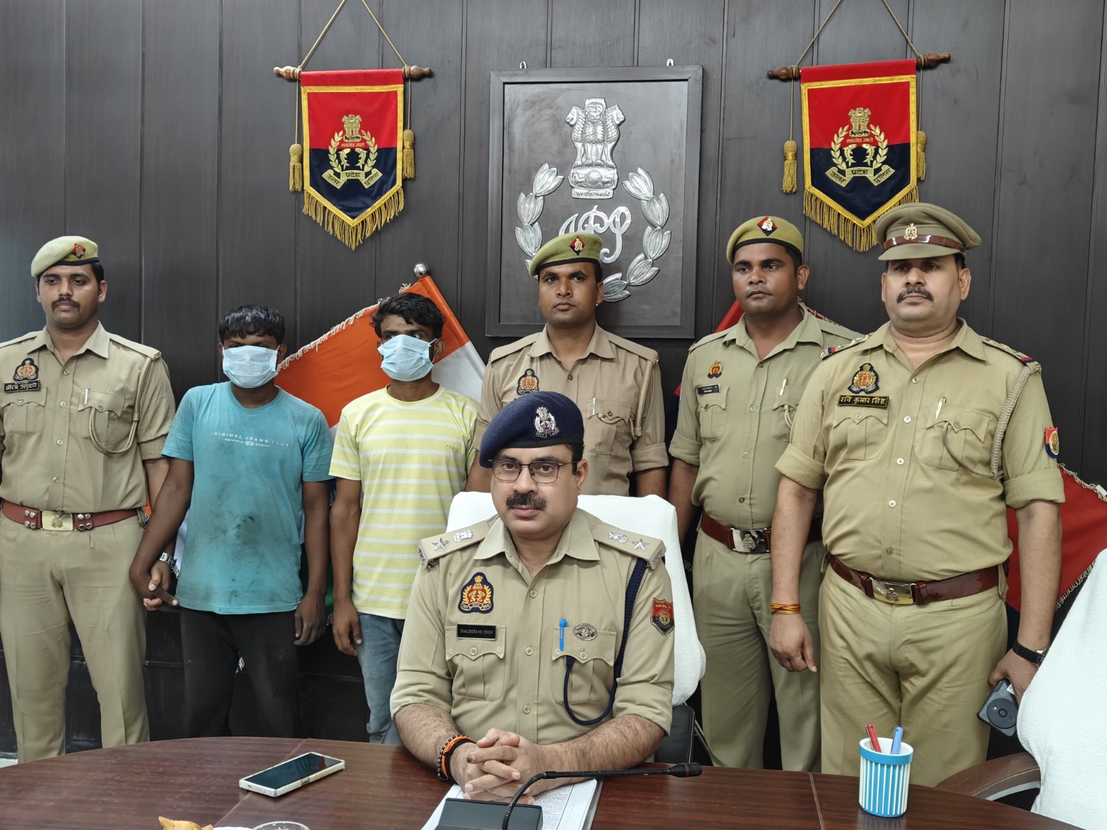 खुलासा करते एएसपी खुलासा करते एएसपी