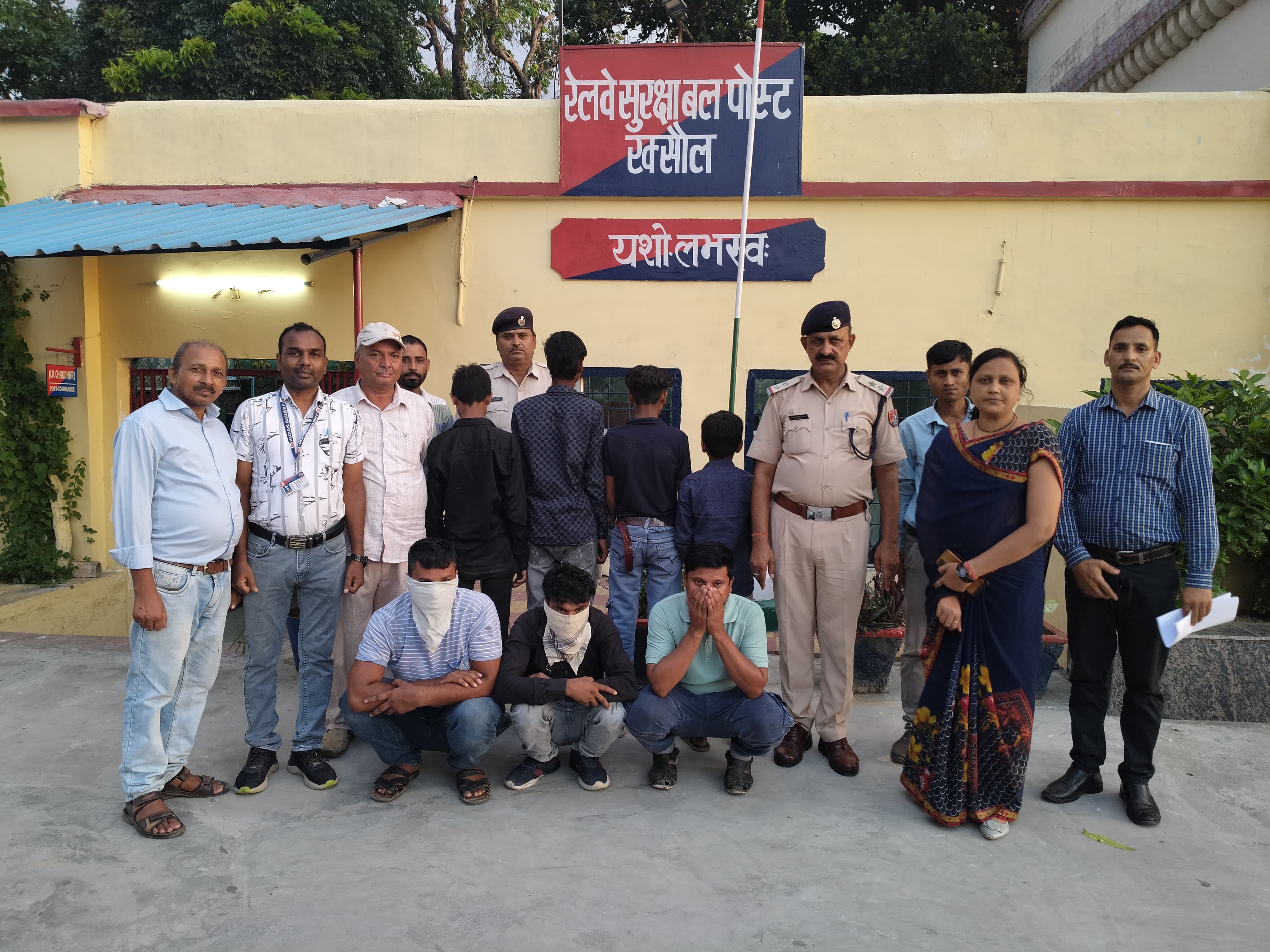 बरामद नाबालिग व ठेकेदार