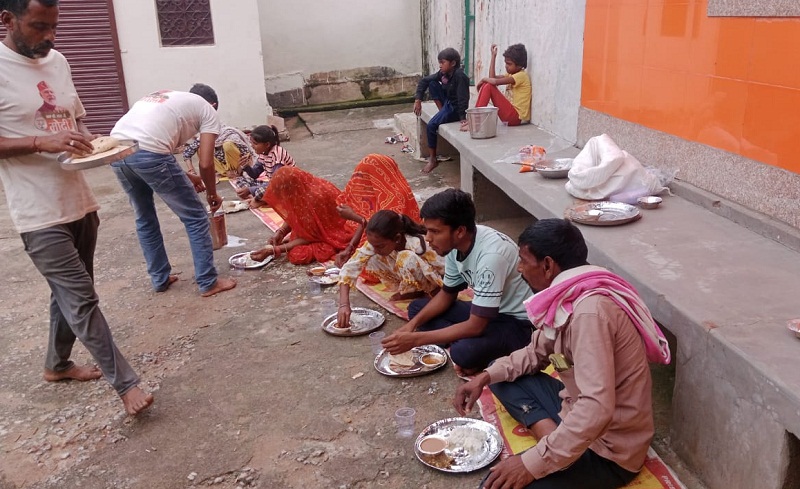 राहत शिविर में भोजन व पेयजल की पुख्ता व्यवस्था राहत शिविर में भोजन व पेयजल की पुख्ता व्यवस्था