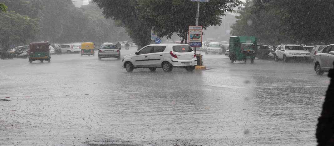 गुजरात में व्यापक बारिश गुजरात में व्यापक बारिश
