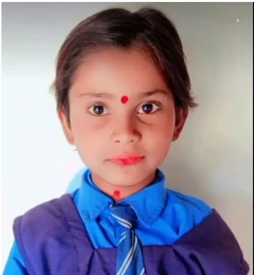 7 साल की मासूम लाली गोस्वामी 7 साल की मासूम लाली गोस्वामी