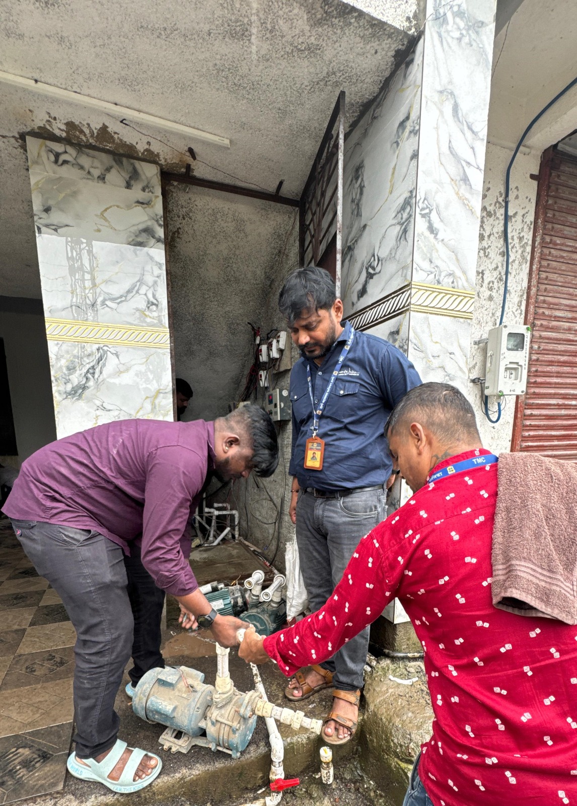 Breaking of water connection illegal building Breaking of water connection illegal building