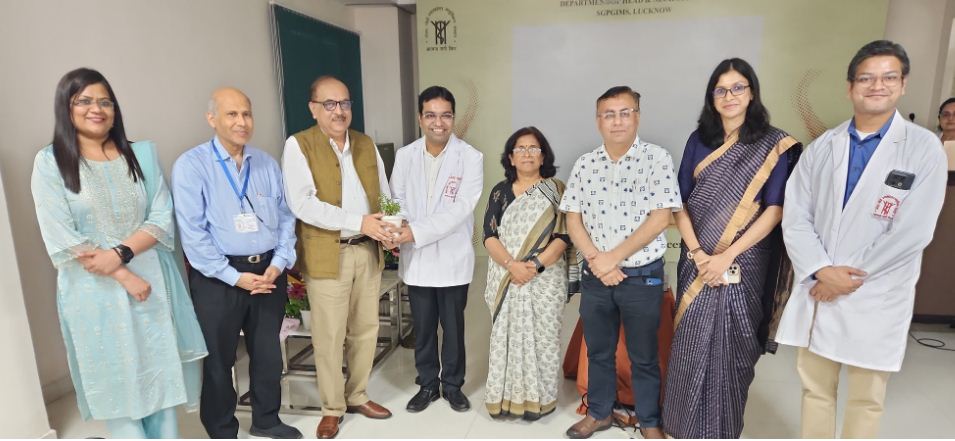 कार्यशाला के शुभारम्भ पर उपस्थित चिकित्सक