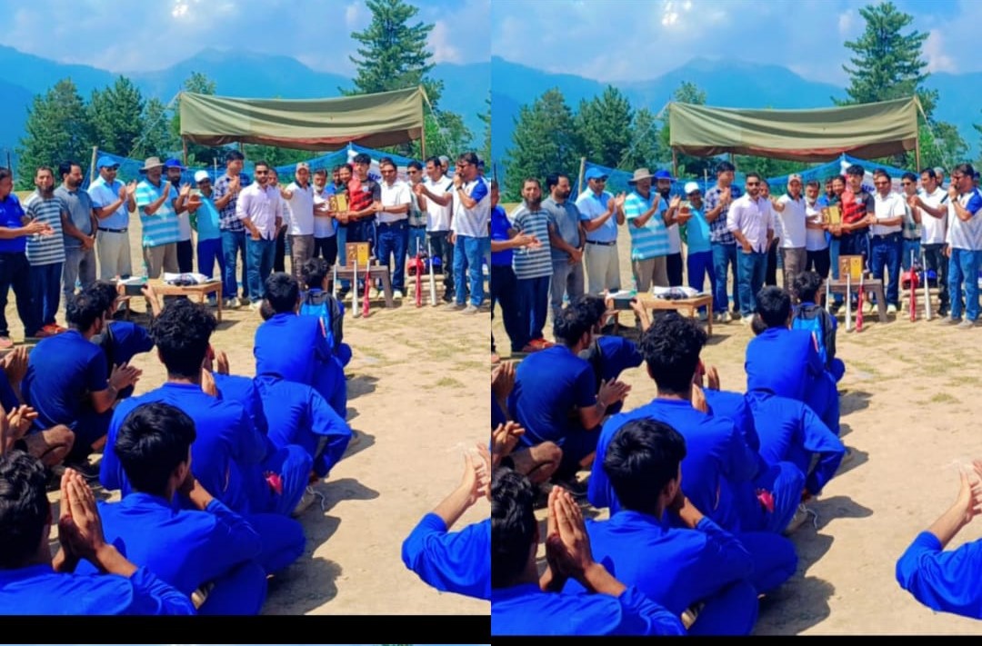 प्रतियाेगिता में भाग लेने वाले खिलाडी आर अनय््् प्रतियाेगिता में भाग लेने वाले खिलाडी आर अनय्््
