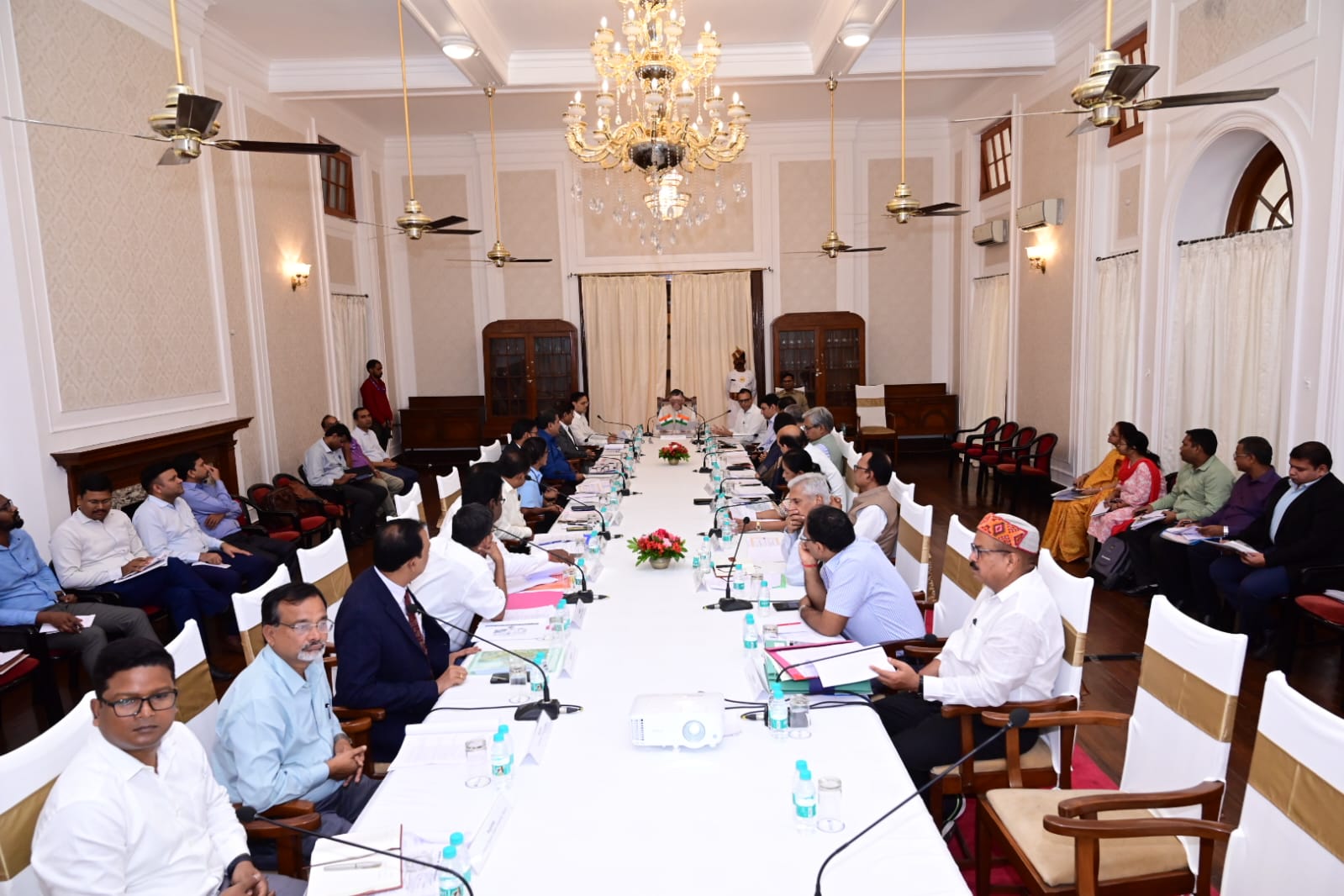 राज्यपाल सहित अन्य राज्यपाल सहित अन्य