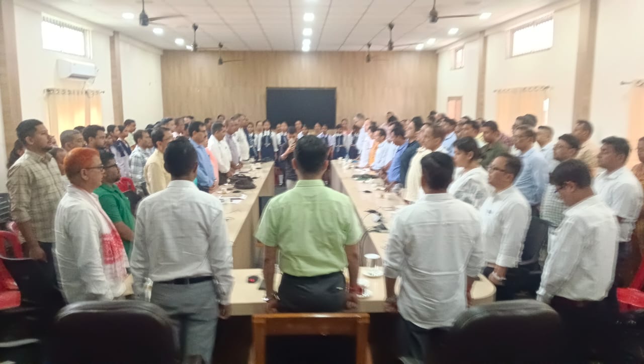 तामुलपुर में देशभक्ति दिवस मनाया गया।