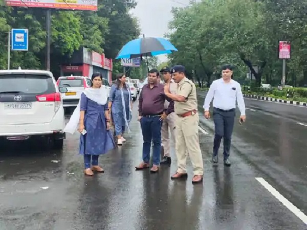 भोपाल कलेक्टर कौशलेंद्र विक्रम सिंह ने कई क्षेत्रों का किया निरीक्षण भोपाल कलेक्टर कौशलेंद्र विक्रम सिंह ने कई क्षेत्रों का किया निरीक्षण