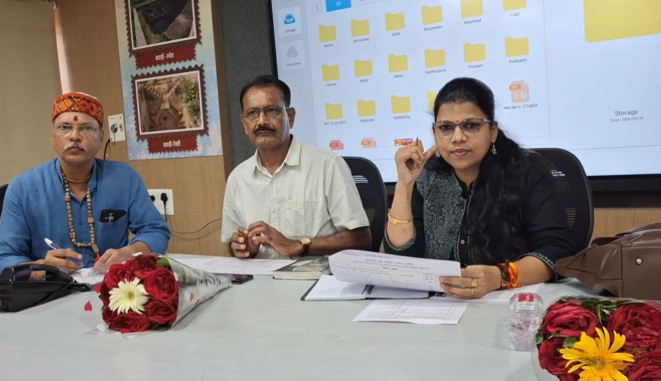 दमोह-बाल संरक्षण आयोग सदस्य डा.निवेदिता शर्मा,ओंकार सिंह ने प्रकरणों को सुना दमोह-बाल संरक्षण आयोग सदस्य डा.निवेदिता शर्मा,ओंकार सिंह ने प्रकरणों को सुना