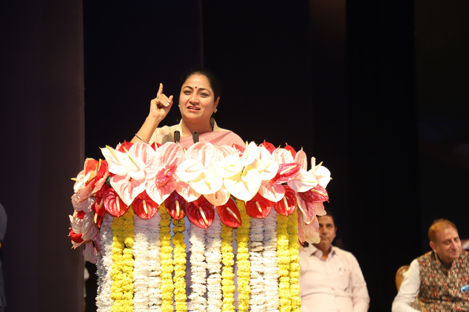 दिल्ली की मुख्यमंत्री रेखा गुप्ता दिल्ली की मुख्यमंत्री रेखा गुप्ता