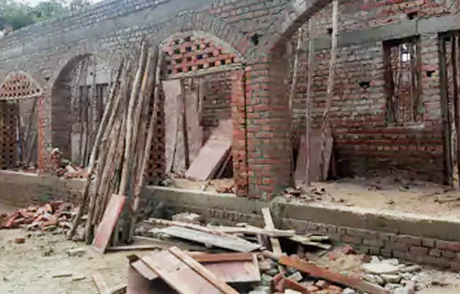 सोनीपत: सरकारी स्कूल की निर्माणाधीन इमारत सोनीपत: सरकारी स्कूल की निर्माणाधीन इमारत