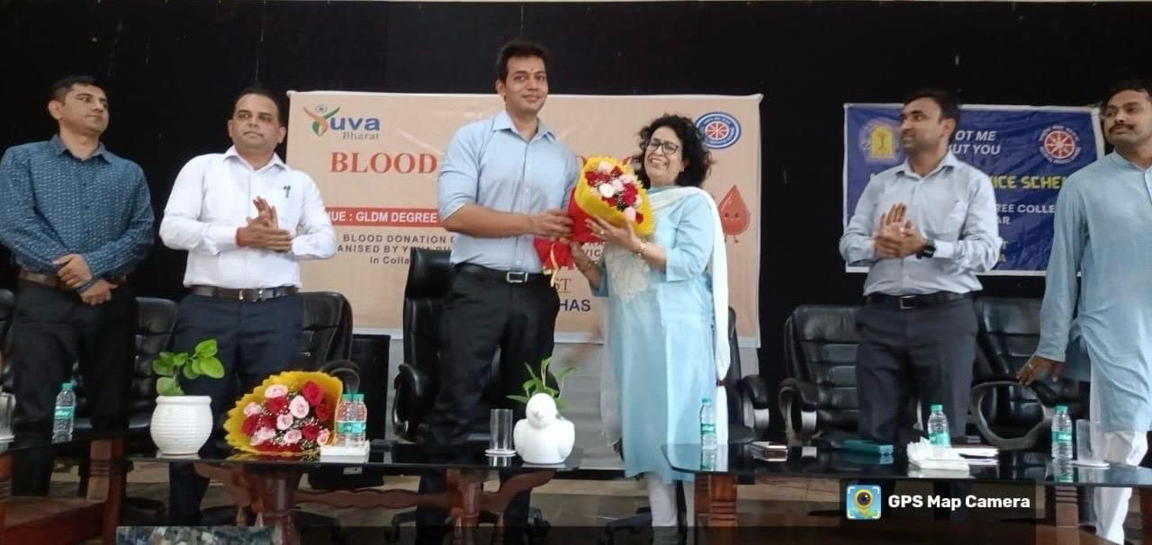 Blood donation camp organized with the cooperation of Yuva Bharat and District Administration Kathua Blood donation camp organized with the cooperation of Yuva Bharat and District Administration Kathua