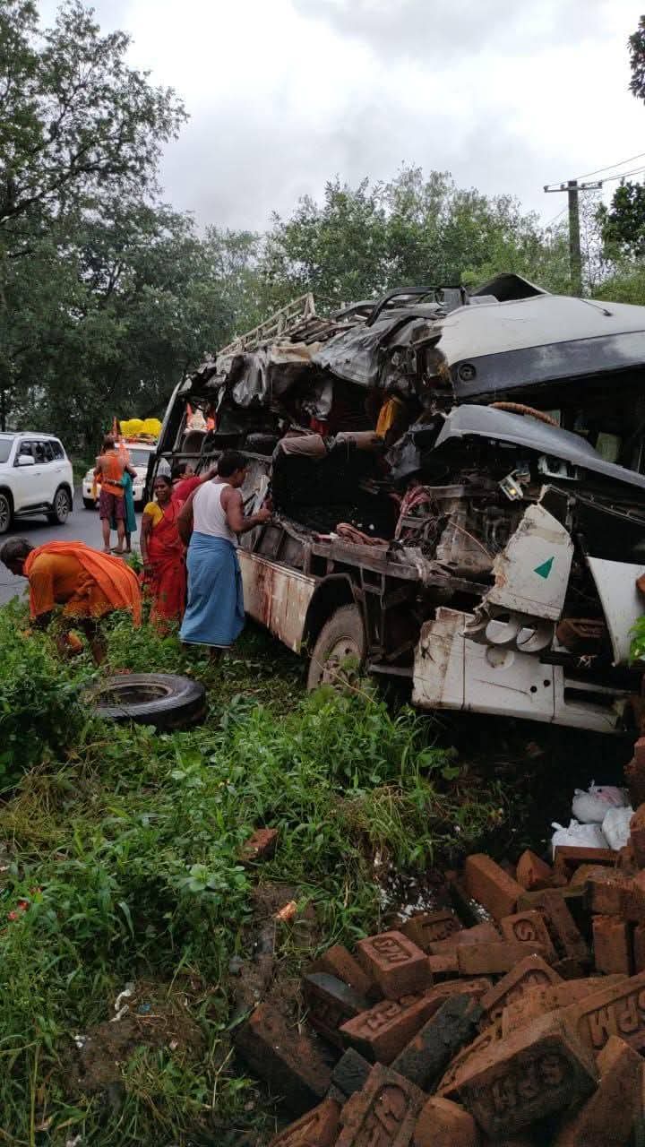 घटनास्थल की तस्वीर घटनास्थल की तस्वीर