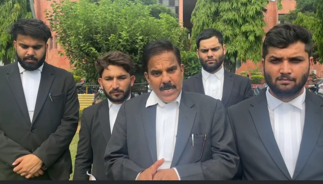 हर्ष देव ने नगरोटा और बडगाम में विधानसभा चुनाव कराने की मांग को लेकर उच्च न्यायालय में रिट याचिका दायर की