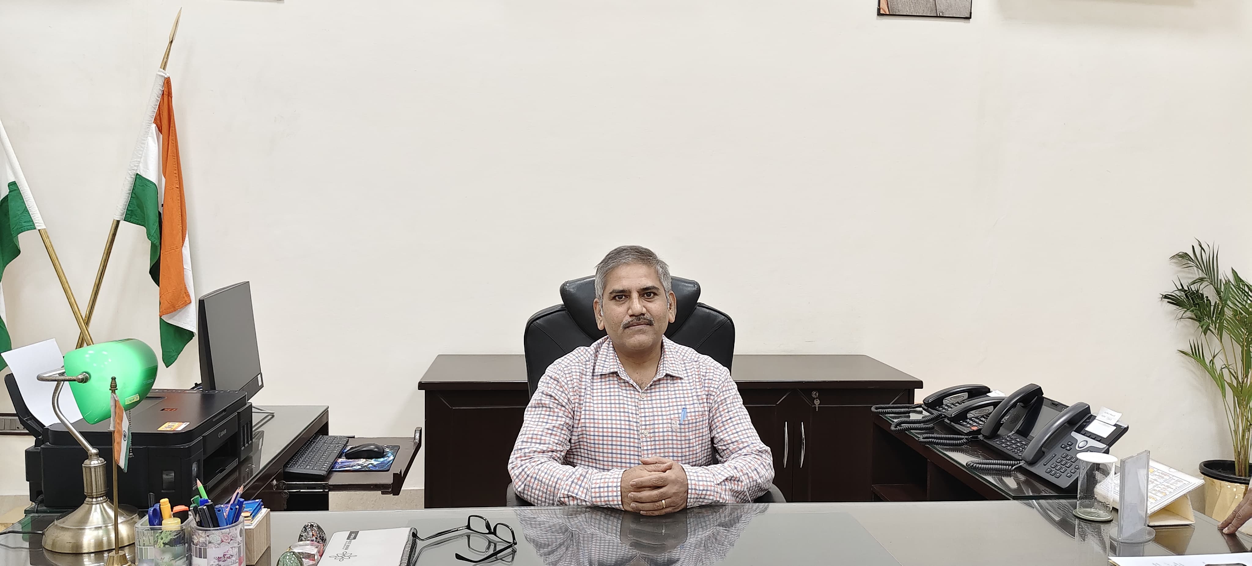 मुरादाबाद रेल मंडल के नए मॉडल रेल प्रबंधक संग्रह मौर्य। मुरादाबाद रेल मंडल के नए मॉडल रेल प्रबंधक संग्रह मौर्य।