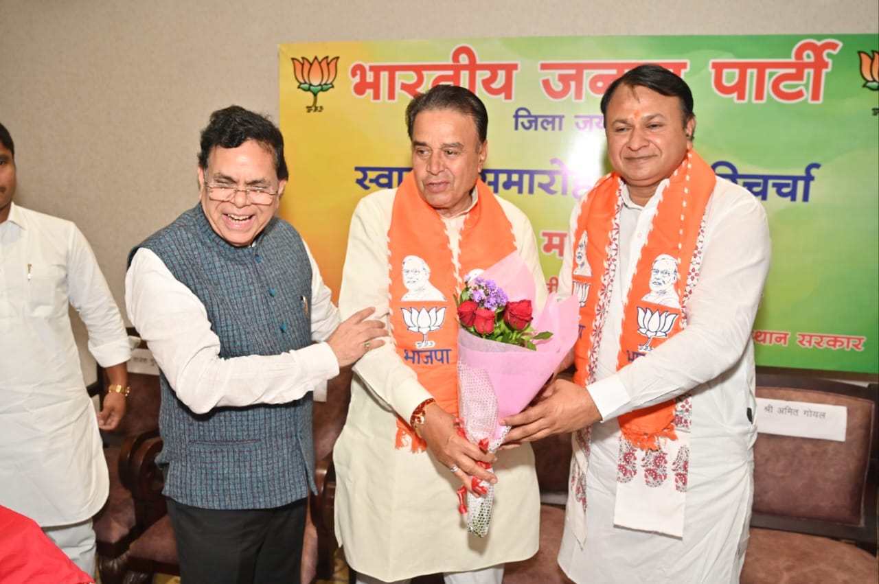 सरकार के जिला प्रभारी मंत्री जोगाराम पटेल ने भाजपा जिला अध्यक्षों के साथ मंडल अध्यक्षों का किया स्वागत सरकार के जिला प्रभारी मंत्री जोगाराम पटेल ने भाजपा जिला अध्यक्षों के साथ मंडल अध्यक्षों का किया स्वागत