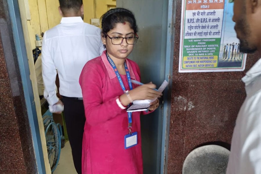 रेल कर्मी रेल कर्मी