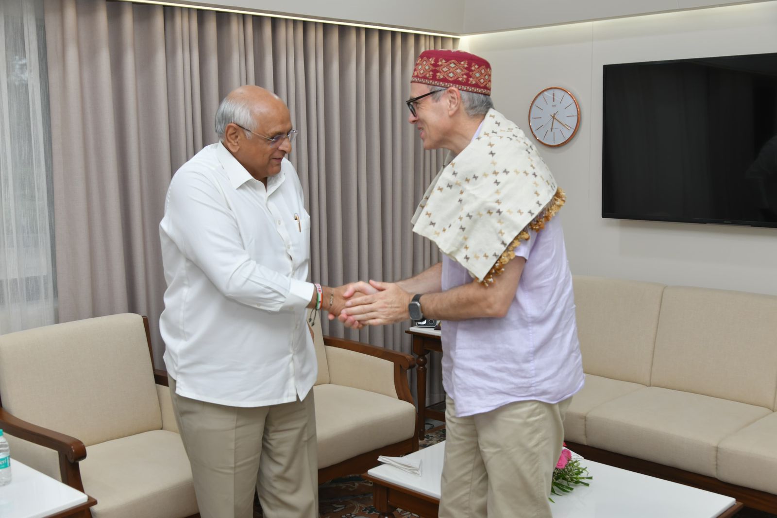 गांधीनगर में मुख्यमंत्री भूपेंद्र पटेल से भेंट की गांधीनगर में मुख्यमंत्री भूपेंद्र पटेल से भेंट की