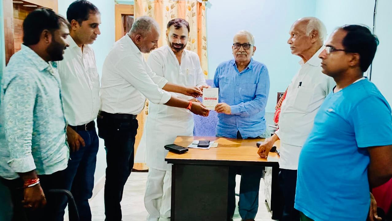 महाअभियान के लिए जूटे ट्रेड यूनियन के नेता महाअभियान के लिए जूटे ट्रेड यूनियन के नेता