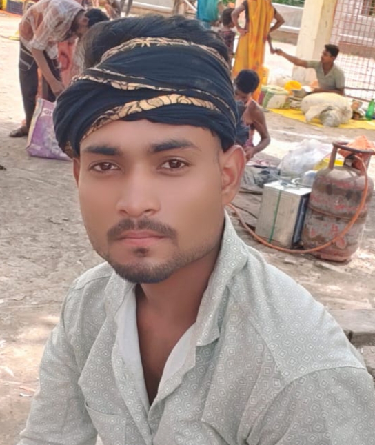 मृतक की फाईल फोटो मृतक की फाईल फोटो