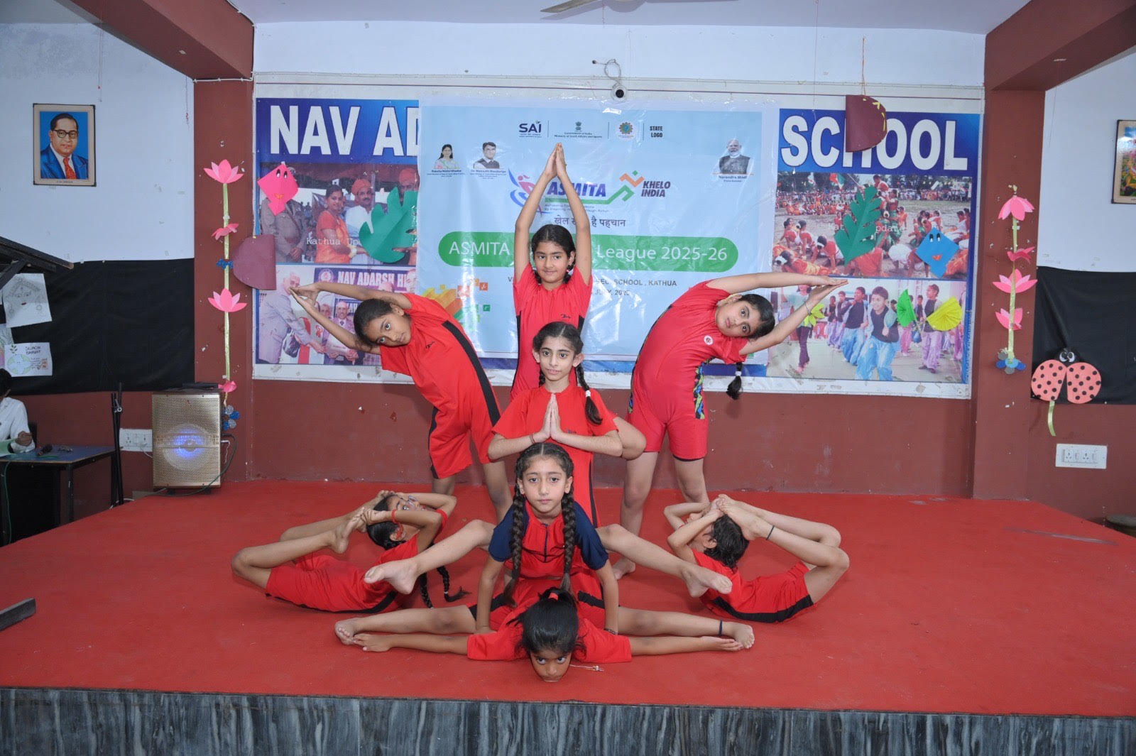 Women of different age groups displayed bravery and determination by participating in Asmita Yogasana Kathua Championship Women of different age groups displayed bravery and determination by participating in Asmita Yogasana Kathua Championship