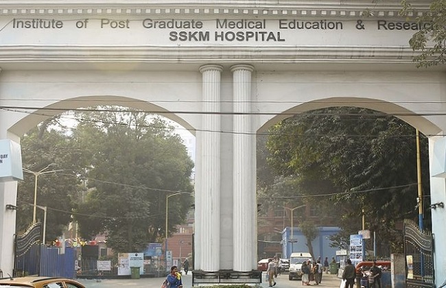 कोलकाता के प्रतिष्ठित राजकीय एसएसकेएम अस्पताल कोलकाता के प्रतिष्ठित राजकीय एसएसकेएम अस्पताल