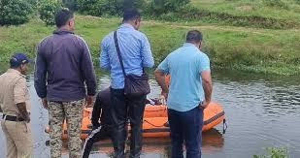 नाले में नहाने उतरे दाे बच्चाें की डूबने से माैत नाले में नहाने उतरे दाे बच्चाें की डूबने से माैत