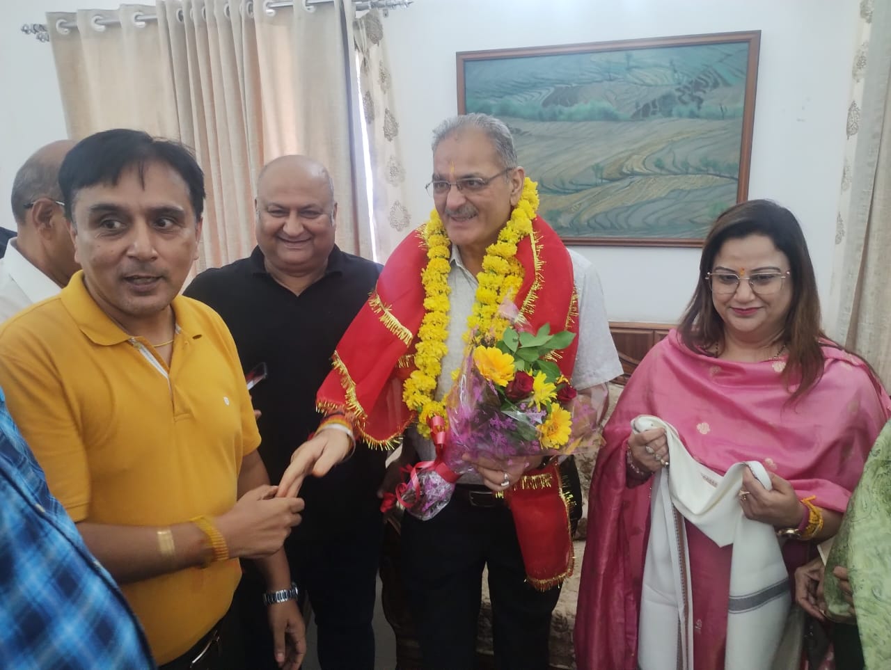 तिब्बती मुद्दों और सांस्कृतिक सहयोग पर उपराजयपाल से की चर्चा