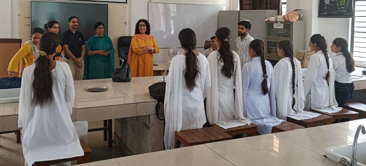 Food processing internship program started at GDC Hiranagar in collaboration with Horticulture Department Kathua Food processing internship program started at GDC Hiranagar in collaboration with Horticulture Department Kathua