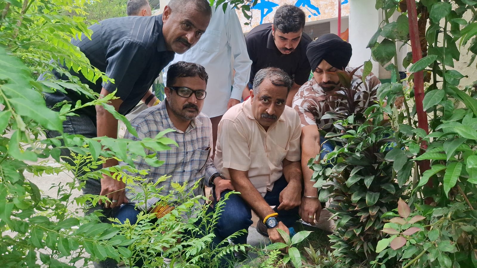 शहीद उधम सिंह की 85वीं पुण्यतिथि पर पौधरोपण कर दी उन्हें श्रद्धांजलि शहीद उधम सिंह की 85वीं पुण्यतिथि पर पौधरोपण कर दी उन्हें श्रद्धांजलि