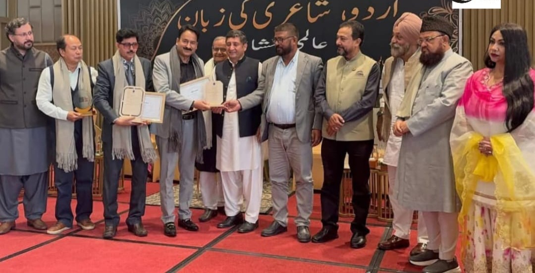 अफजल मंगलोरी अन्य अतिथियों के साथ
