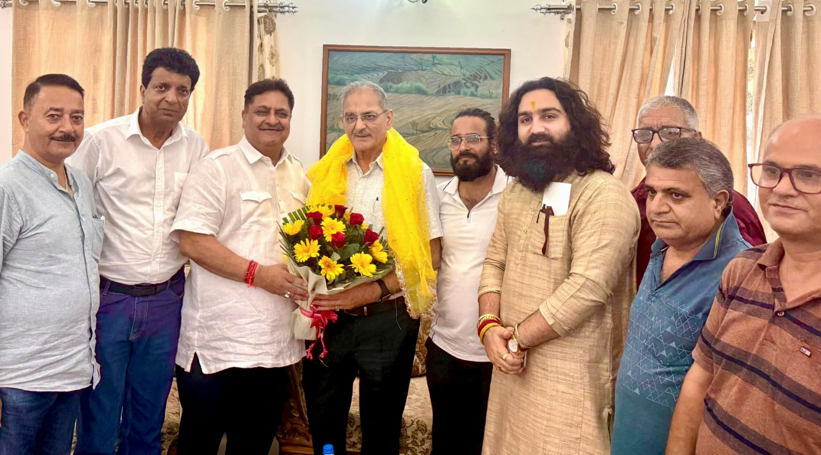 लद्दाख उपराज्यपाल से मुलाकात कर कश्मीरी पंडितों के मुद्दों को उठाया लद्दाख उपराज्यपाल से मुलाकात कर कश्मीरी पंडितों के मुद्दों को उठाया