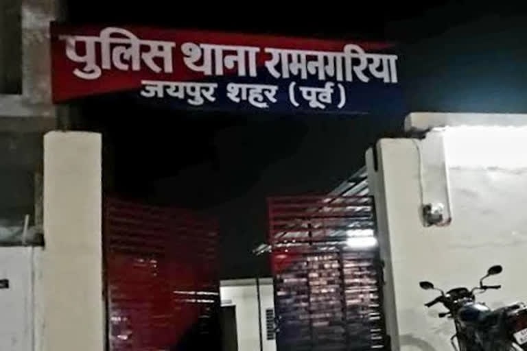 रिटायर्ड कस्टम अधिकारी की गला घोंटकर हत्या रिटायर्ड कस्टम अधिकारी की गला घोंटकर हत्या